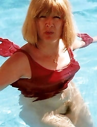 Desirable  aged prostitute on porn gallery