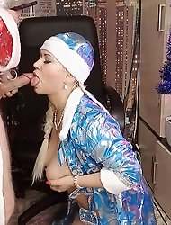 Fisting in white nylons