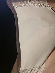 Old damsels are fingering their leaking twat